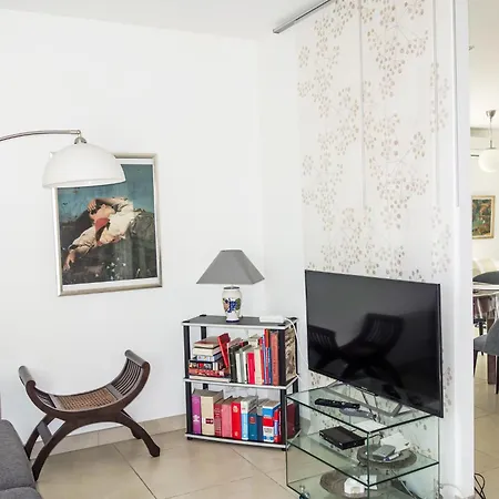 Montes By Interhome *