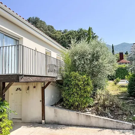 Semesterbostad Montes By Interhome *